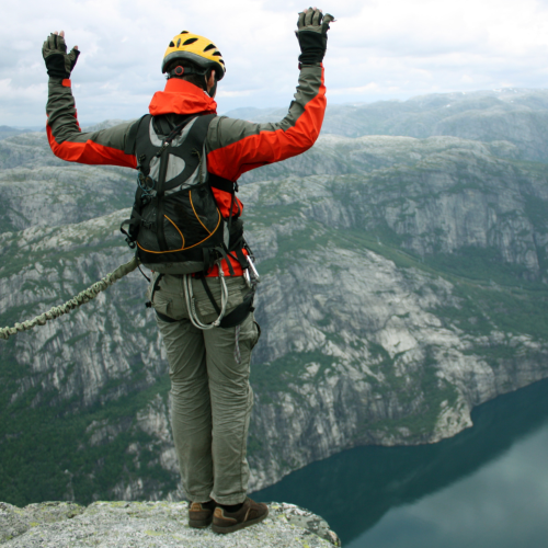 See how hypnotherapy can help control your unpleasant symptoms and feelings brought on by fear